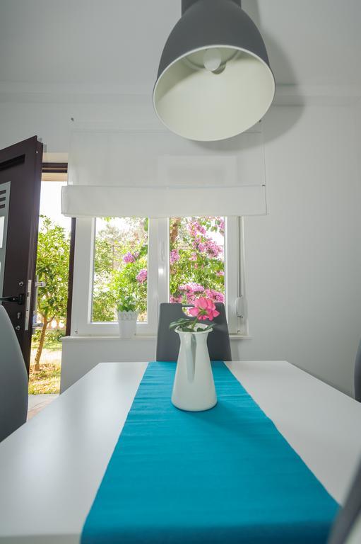 Dadule Apartments بودْسْتغانا الغرفة الصورة